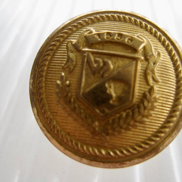 Wimbledon 10 Blazer Replacement Buttons Gold Tone W & Trophy Logo Waterbury USA - Picture 2 of 7